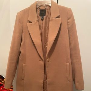 Beautiful pea coat that no longer fits me from last winter .